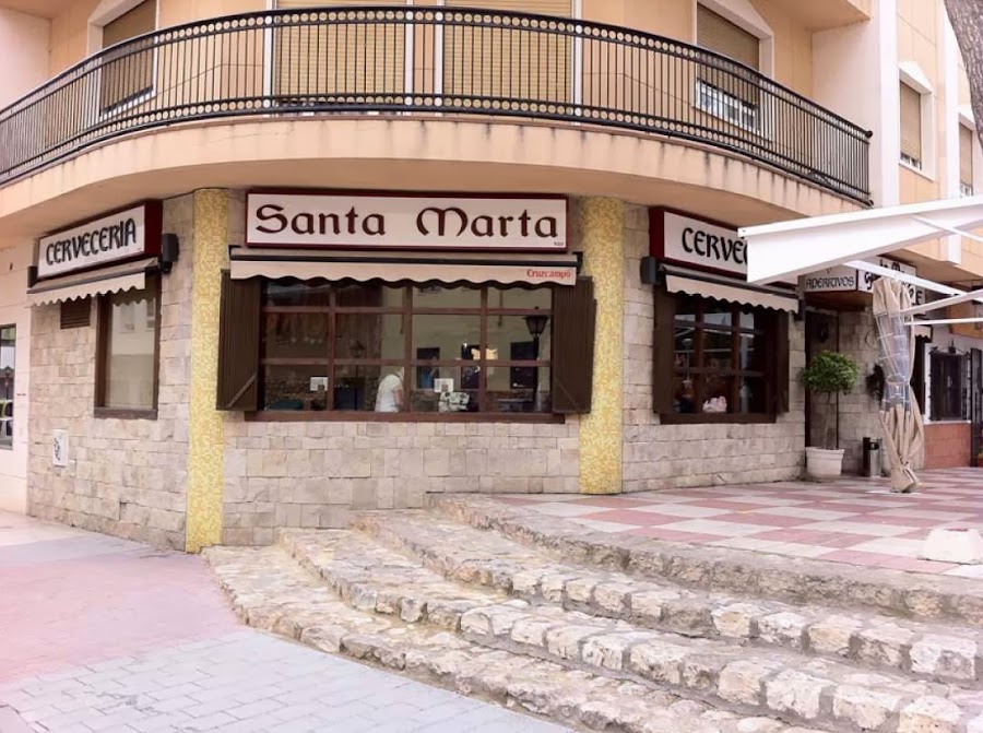 CERVECERÍA Santa Marta.