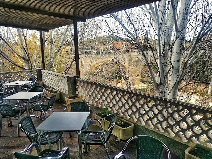 BAR GUADALOPE.
