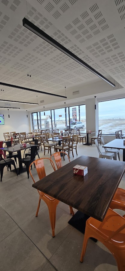 Cris Café Área 117 Restaurante