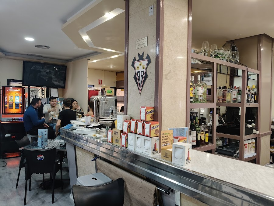 El V Faustino Tapería cafetería.