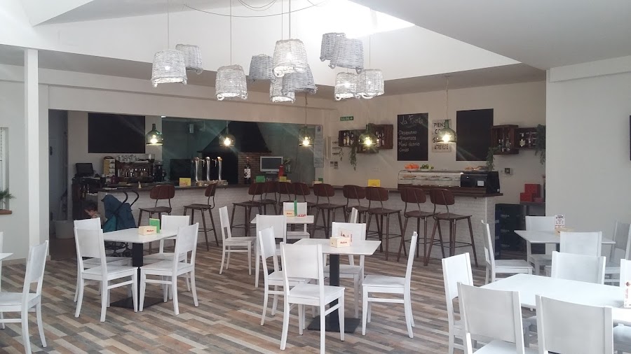 LA FUENTE - BAR