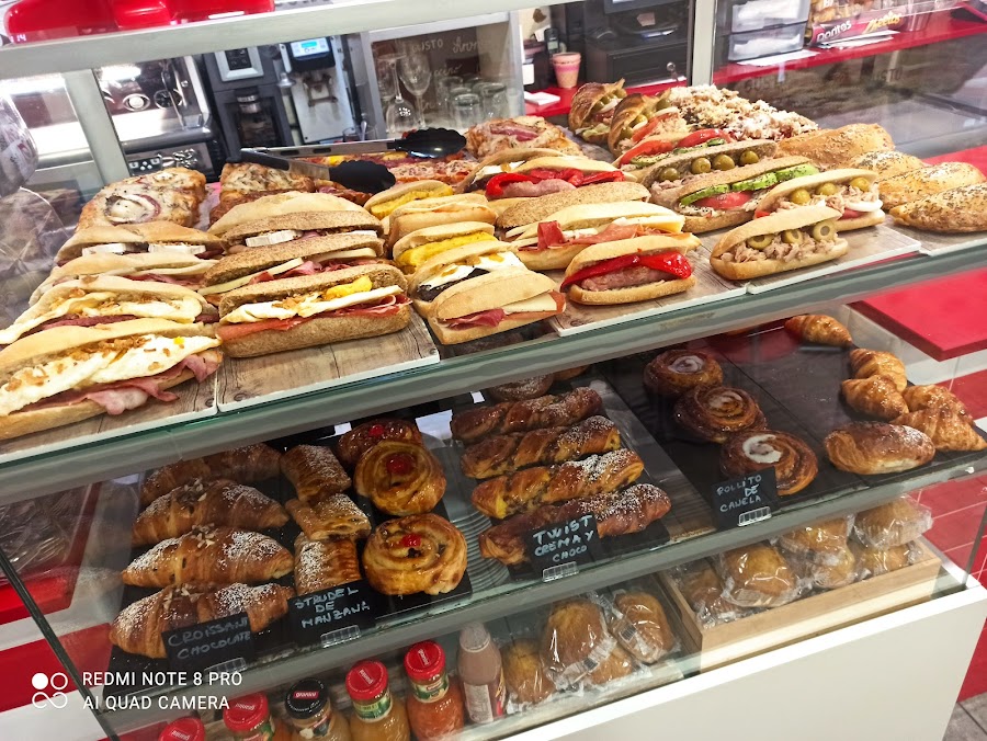 Les Delicies Cafeteria-Gelateria