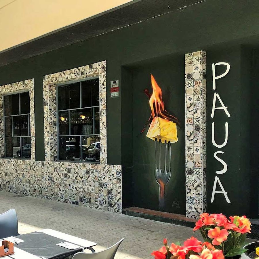 PAUSA BAR